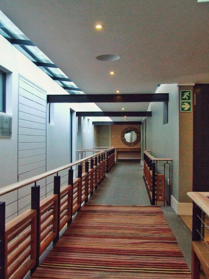 קניסנה 210 Gallery Luxury Studio Apartment מראה חיצוני תמונה