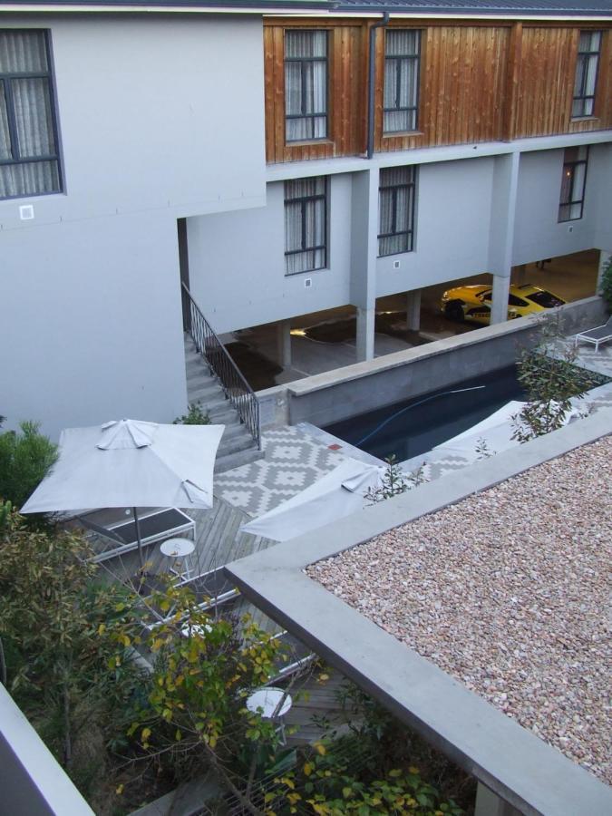 קניסנה 210 Gallery Luxury Studio Apartment מראה חיצוני תמונה